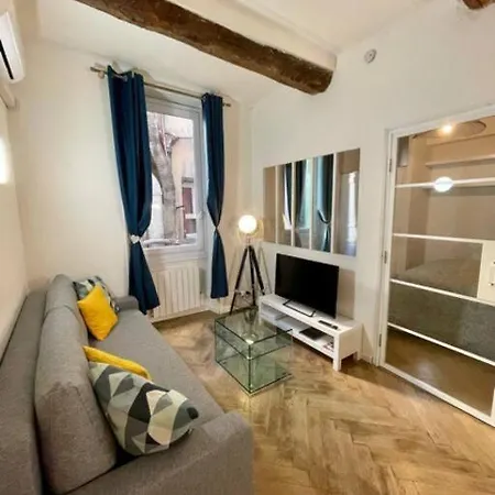 Apartment T2 Calme Centre Historique Aix En Pce