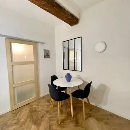 T2 Calme Centre Historique Aix En Pce Apartment *